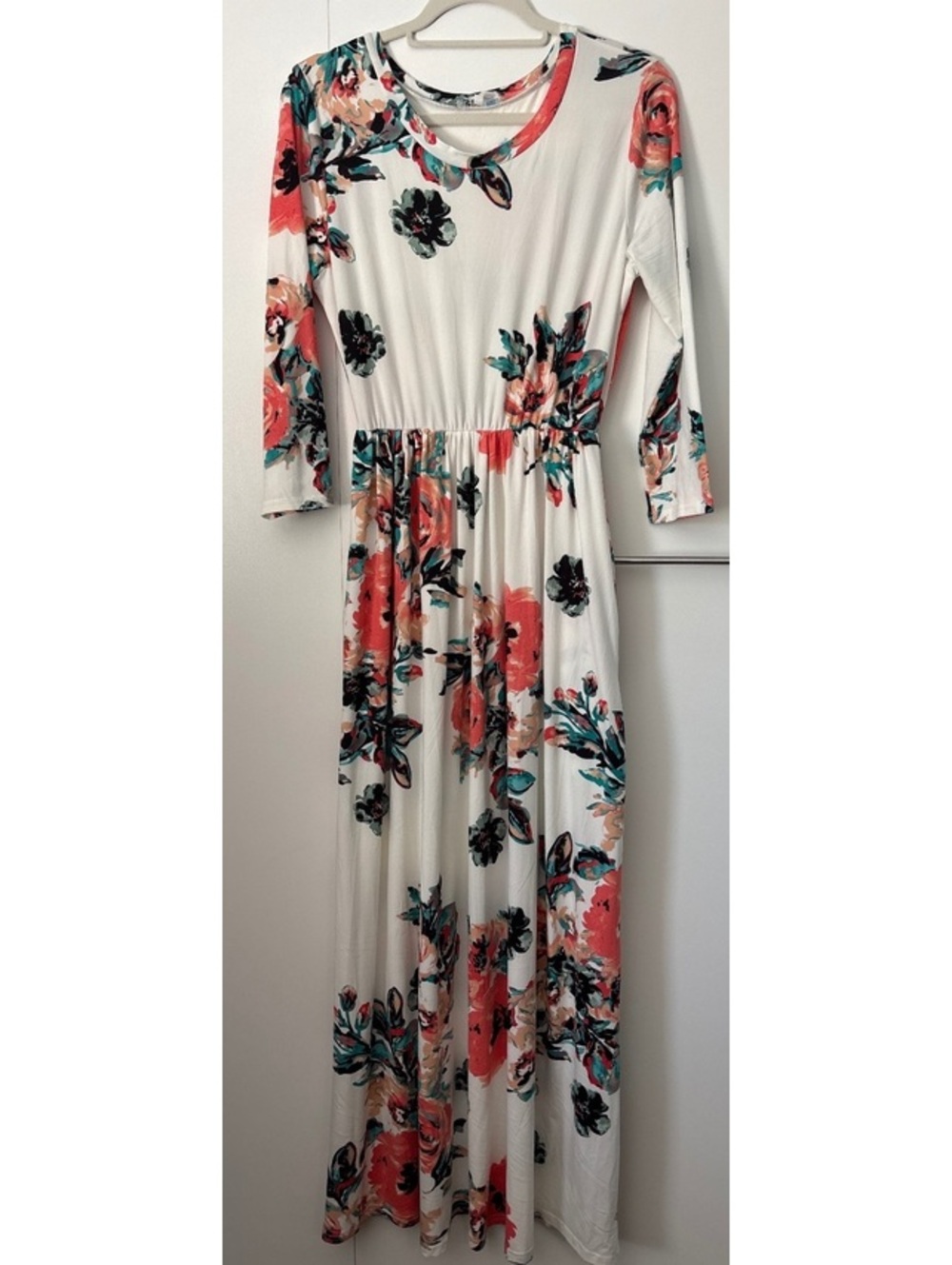 Hazel Blues Maxi Dress w/ Pockets, Floral, Women’s M